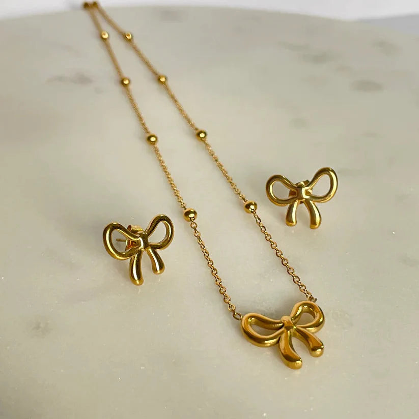 18K Bow Jewelry Set ( Necklace & Studs )