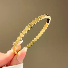 Hexa Gleam Bracelet