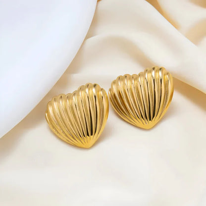 18K GOLD PLATED CHUNKY QUINN HEART EARRINGS