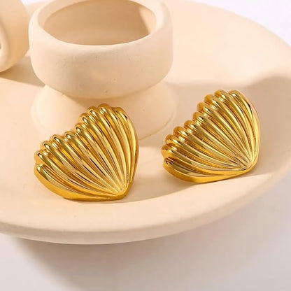 18K GOLD PLATED CHUNKY QUINN HEART EARRINGS
