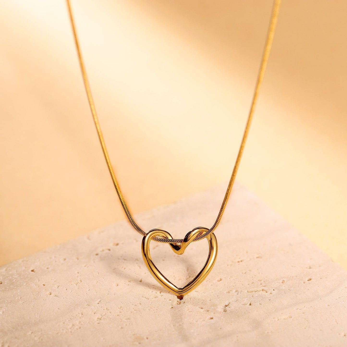 Knot Heart Chain Pendant Necklace