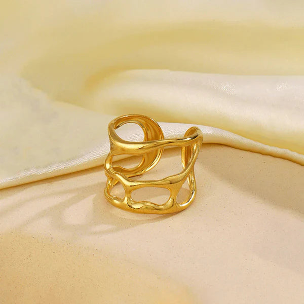 Golden Ripple Ring