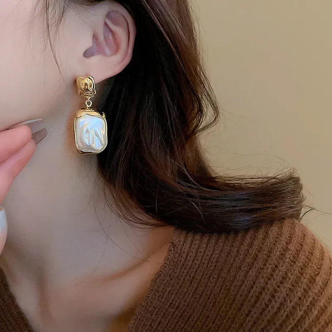 Statement Molten Pearl Earrings