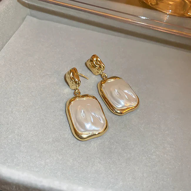 Statement Molten Pearl Earrings