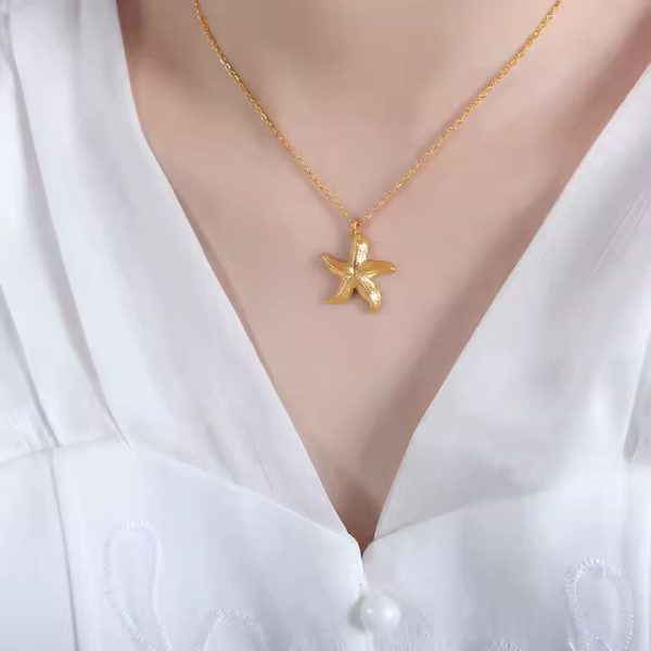 Gold Starfish Necklace