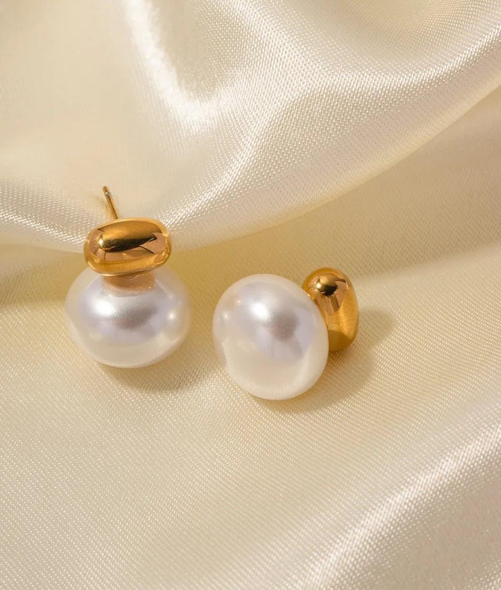 Bubble Pearl Gold Studs