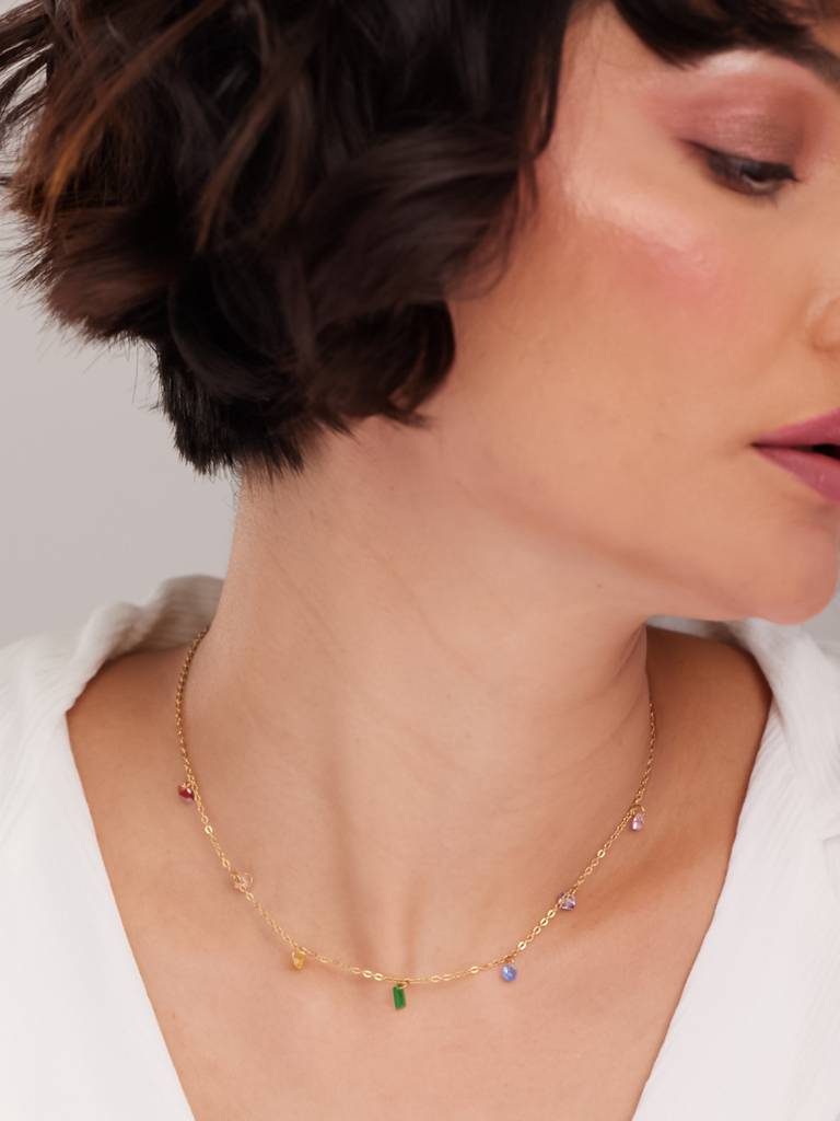 Dainty Embellished Necklace