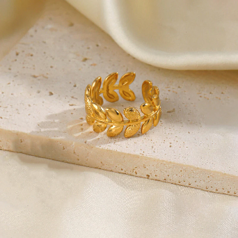 Elegant Leafy Band AdjustableRing