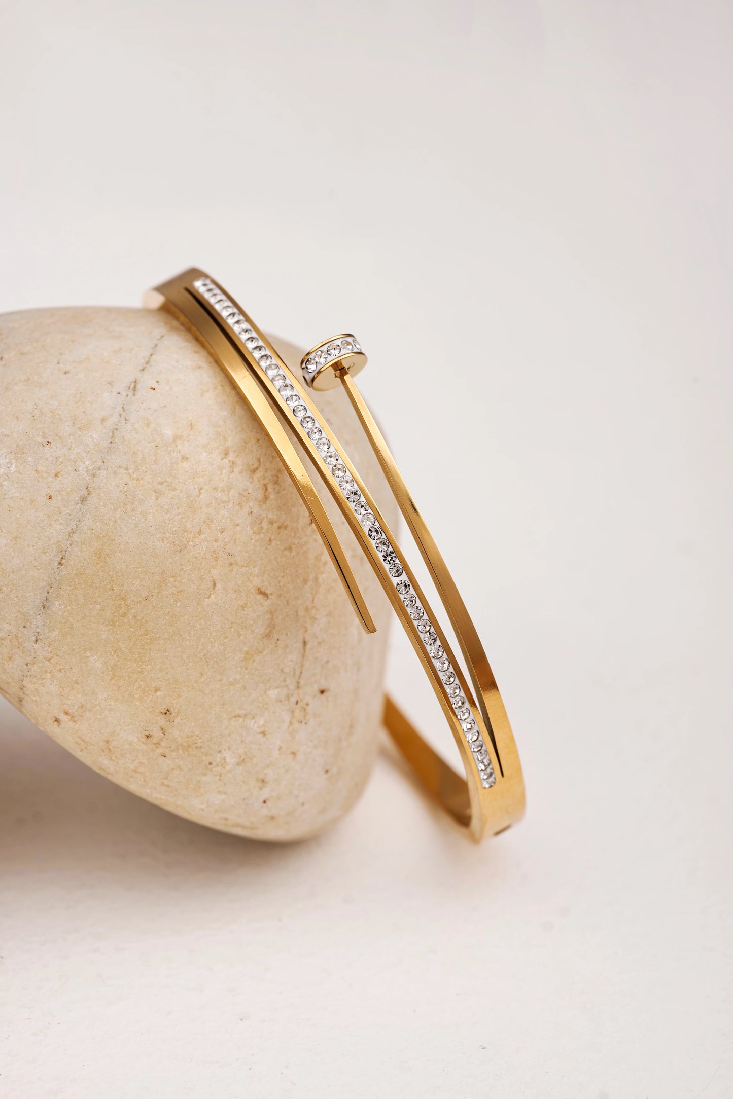 Nail Cubic Zircona 18K Gold Plated Bangle Bracelet
