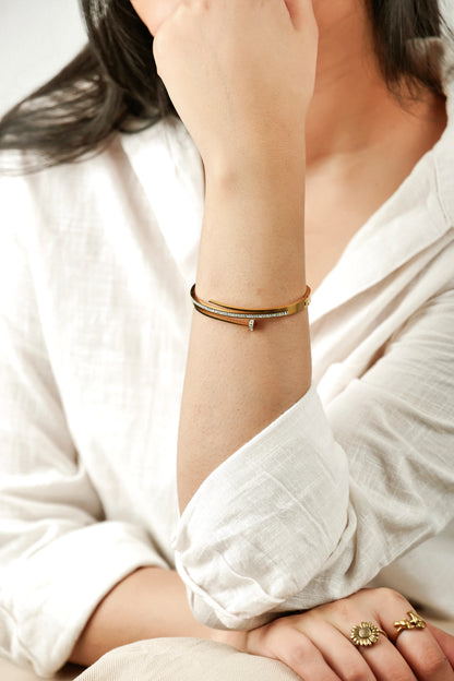 Nail Cubic Zircona 18K Gold Plated Bangle Bracelet