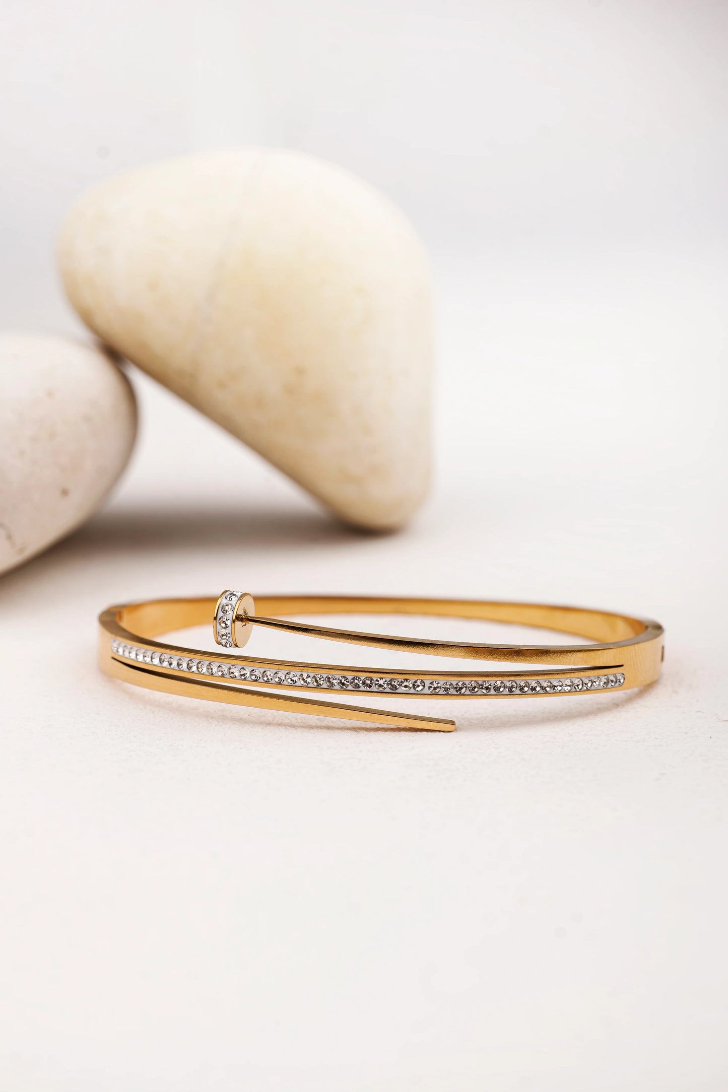 Nail Cubic Zircona 18K Gold Plated Bangle Bracelet