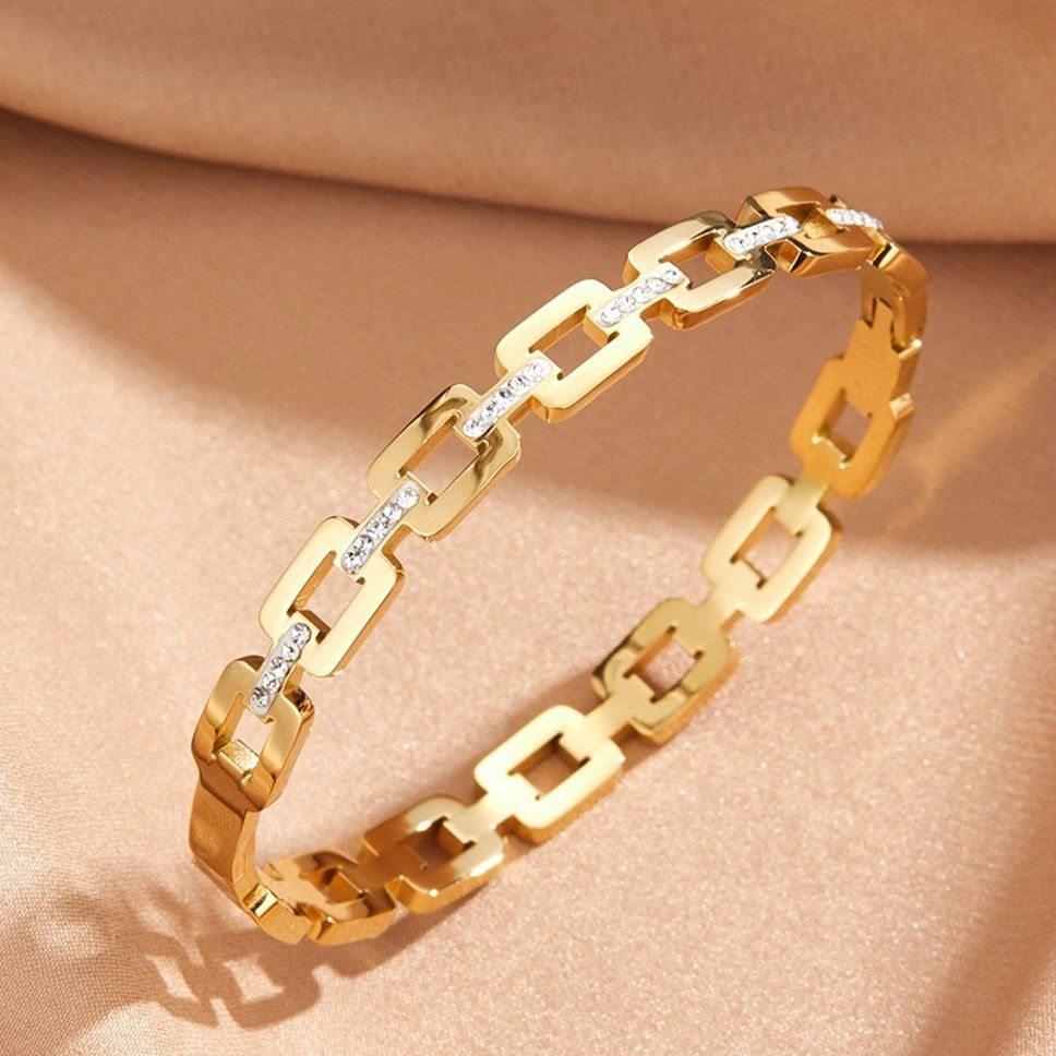 Diamond Studded Link Bracelet