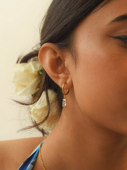 BAGUETTE HUGGIES EARRINGS