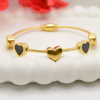 Black and Gold Heart Openable Bracelet
