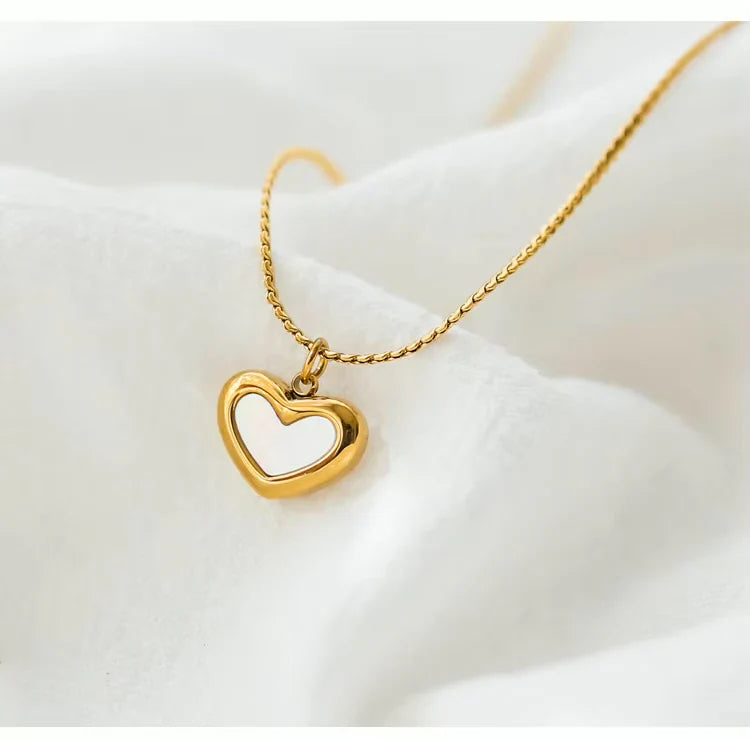 Aubine MOP Heart Necklace