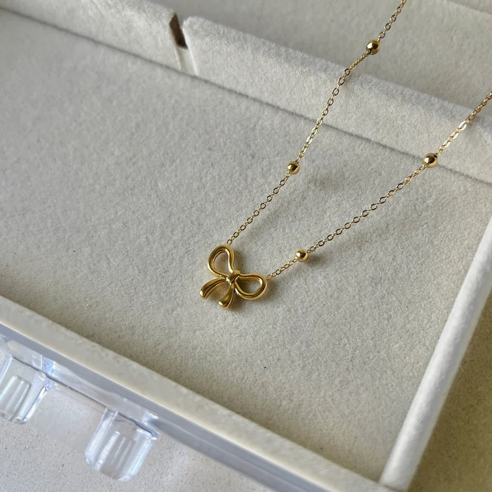 MINIMAL BOW 18K GOLD PLATED NECKLACE